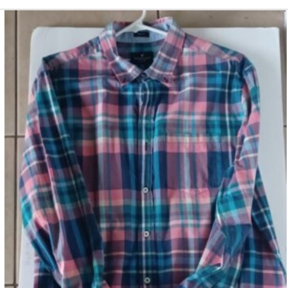 American Ealge AE Super Soft Plaid Everyday Shirt Soft cotton